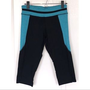 NWOT🤍Cropped Leggings